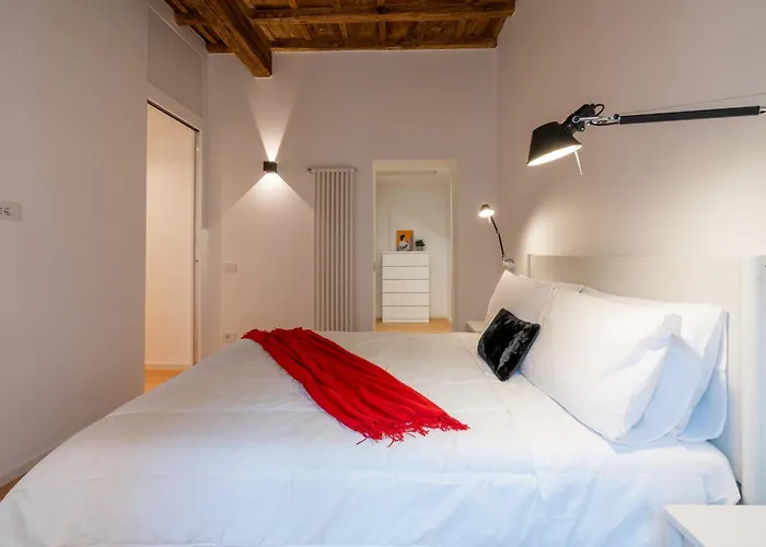 Apartamento Sotto Al Letto Del Papa - Borgo Pio - Vaticano
