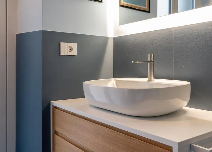 Apartamento Sotto Al Letto Del Papa - Borgo Pio - Vaticano *