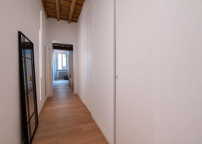 Sotto Al Letto Del Papa - Borgo Pio - Vaticano Apartamento